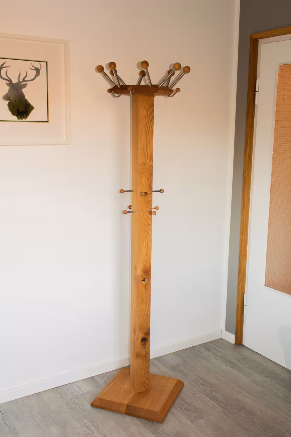 Garderobenständer aus Holz, Satellit - Eiche geölt mit Edelstahlhaken - Garderobenständer, massive Asteiche mit Edelstahl