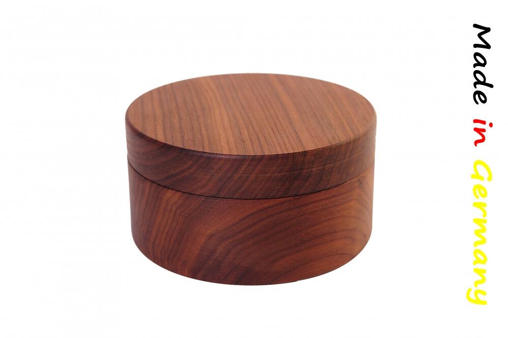 Holzdose Nussbaum Made in Germany