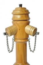 Pfeffermühle aus Holz - in Form eines Hydranten, Kirschbaum