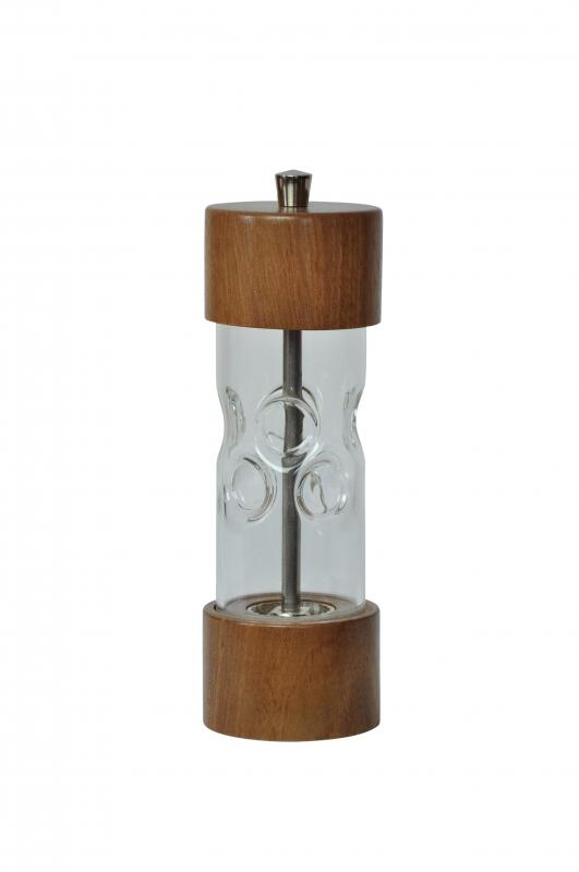 Pfeffermühle, aus edelem Nussbaum Holz in Kombination mit Glas