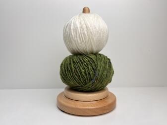 Wollabroller XL - Wollabwickler XL - Wollspule XL aus massiver Buche